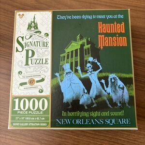 Disney Parks Signature Puzzle Haunted Mansion